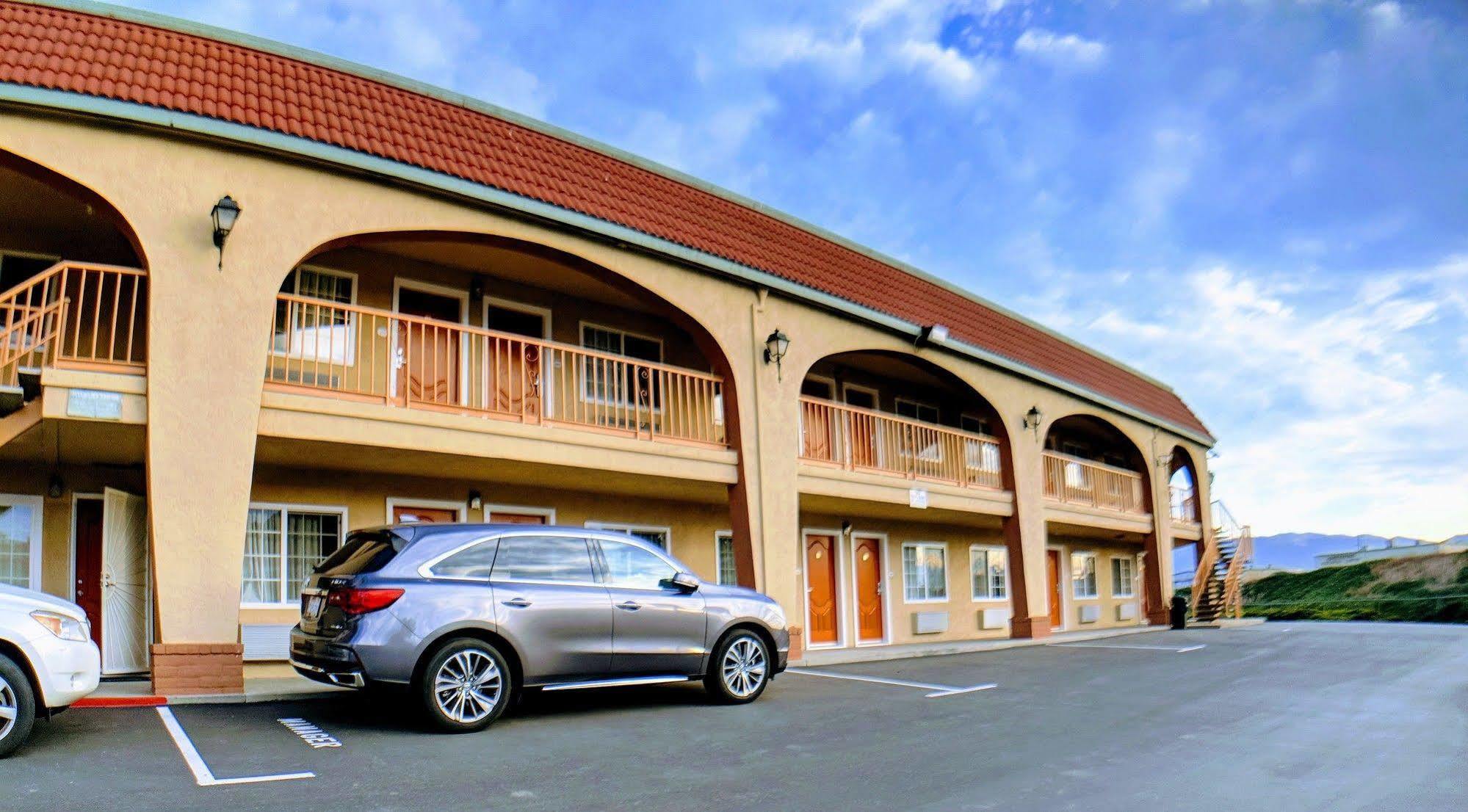 Salinas Inn Bagian luar foto